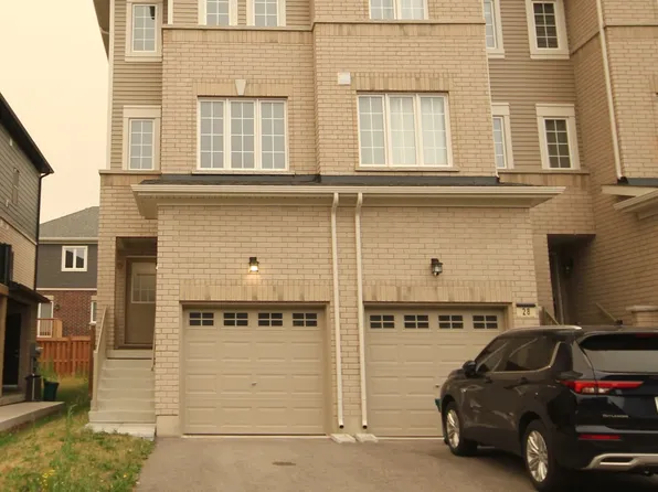 30 Wagon Ln, Barrie, ON L4N 0H7