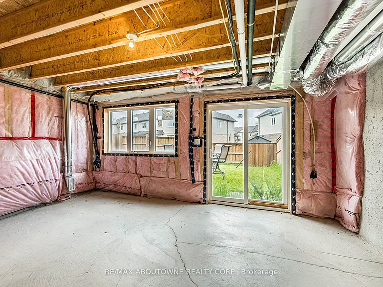 81 Pettitt Dr — Photo 46