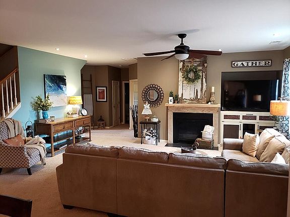 4th image of 209 Creek Shoals Dr