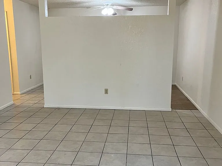 3052 N Alvernon Way — Photo 4