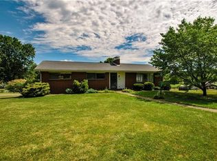 402 Aderhold Rd, Saxonburg, PA 16056