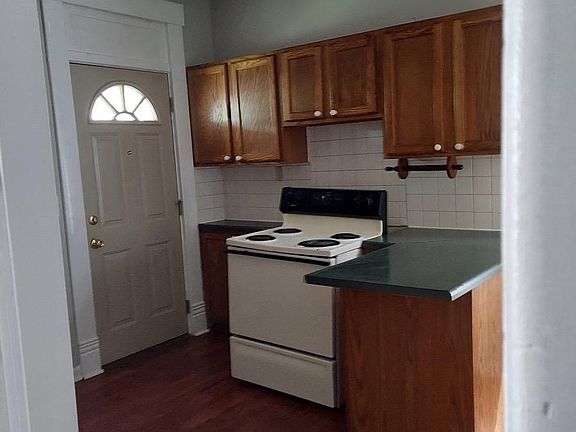 5th image of 44 E Patterson Ave