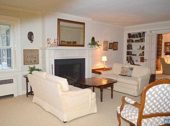 2nd image of 399 Darlington Ave