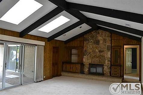 3rd image of 6305 Villa Fontana St