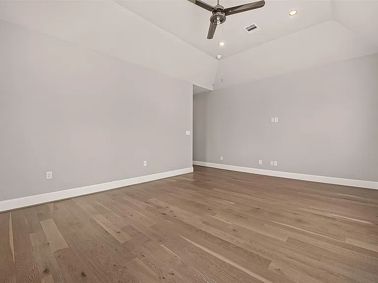 2703 Dolce Oaks Dr — Photo 37