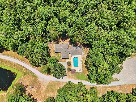 4th image of 4051 Bauxite Cutoff Rd
