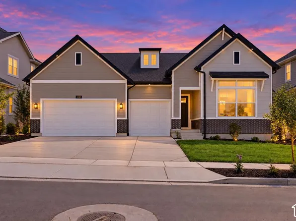 1248 E Amaryllis Way, Layton, UT 84040