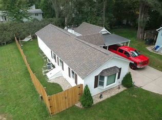 1621 N Eastman Rd, Edgerton, WI 53534