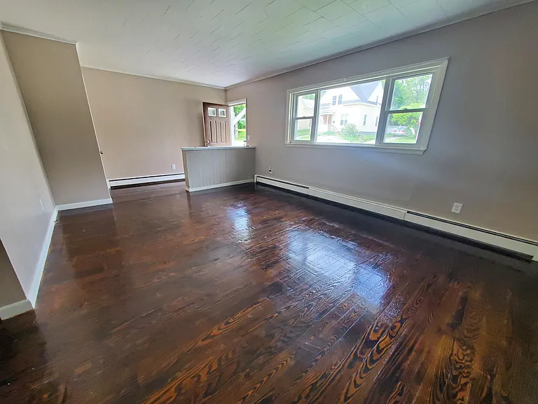 118 Gamage Ave #1 — Photo 3