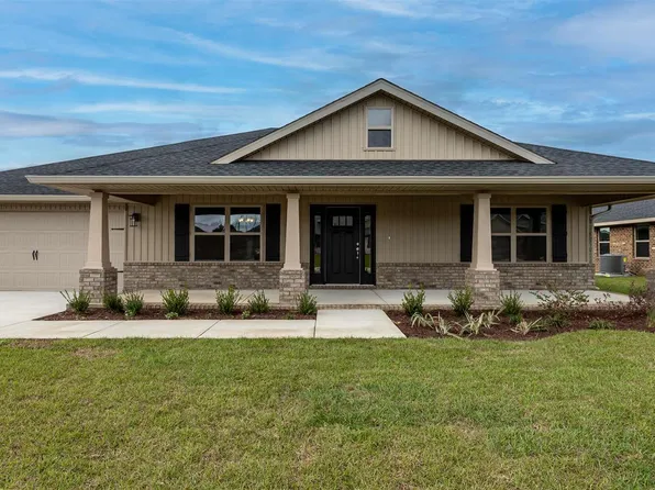 6275 Pineapple Dr, Milton, FL 32570