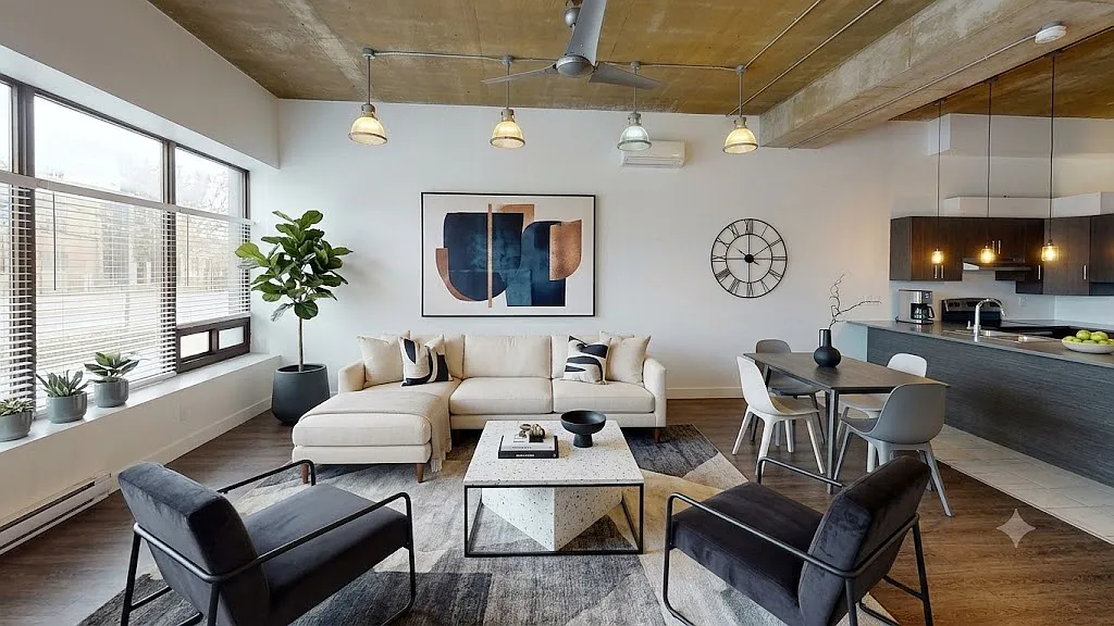 2 bed, $2,018 — Photo 4