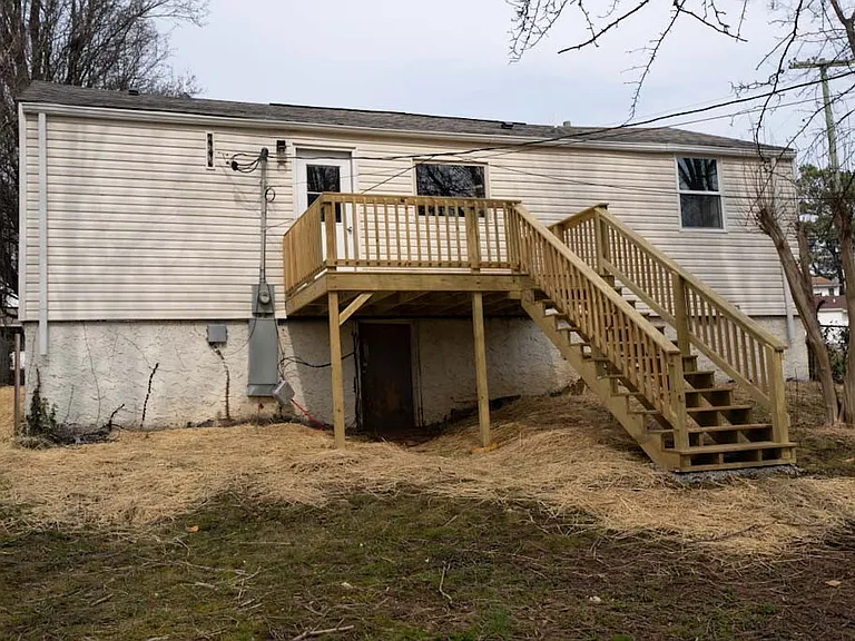 2322 Cecil Ave — Photo 20