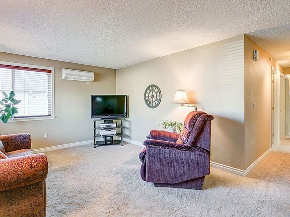2nd image of 1207 NW 138th Way