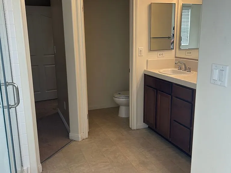 1925 Holt Rinehart Ave — Photo 22