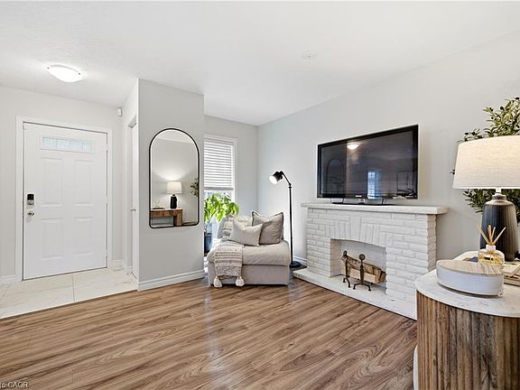 4th image of 704 Jacob Ln