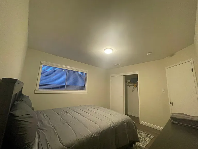 110 Gladys Ave #B — Photo 22