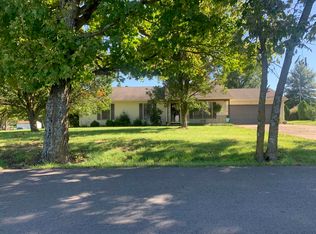 1046 Bond Lillard Rd, Lawrenceburg, KY 40342