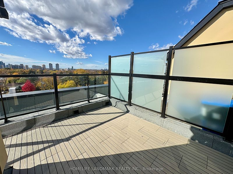 Toronto Townhouse for rent - 2 Bedrooms — photo 16