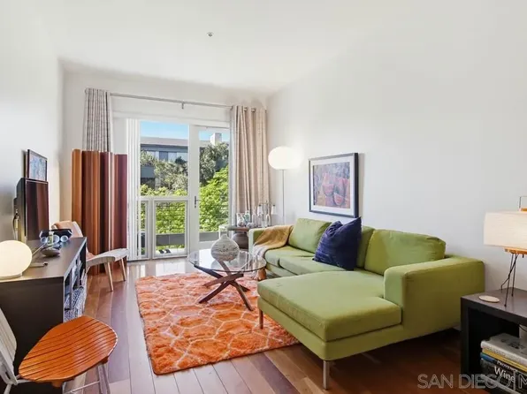 889 Date St #304, San Diego, CA 92101