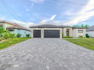 920 SE 5th Terrace Cpe, Coral, FL 33990