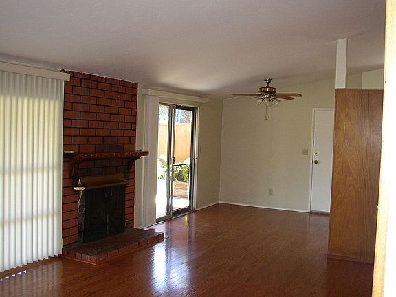 3rd image of 2440 Bartel St