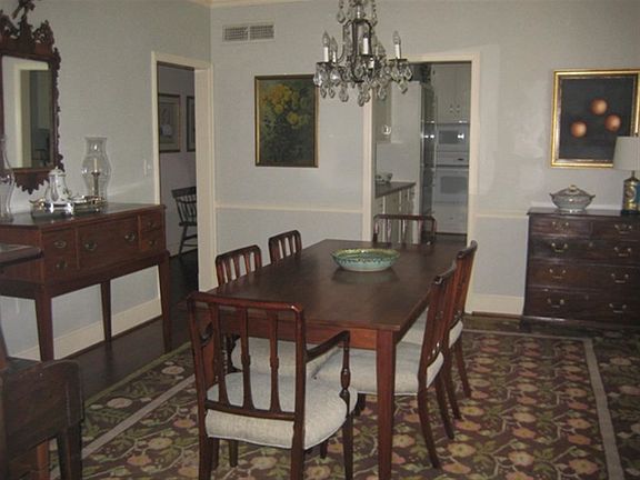3rd image of 850 Glendalyn Ave