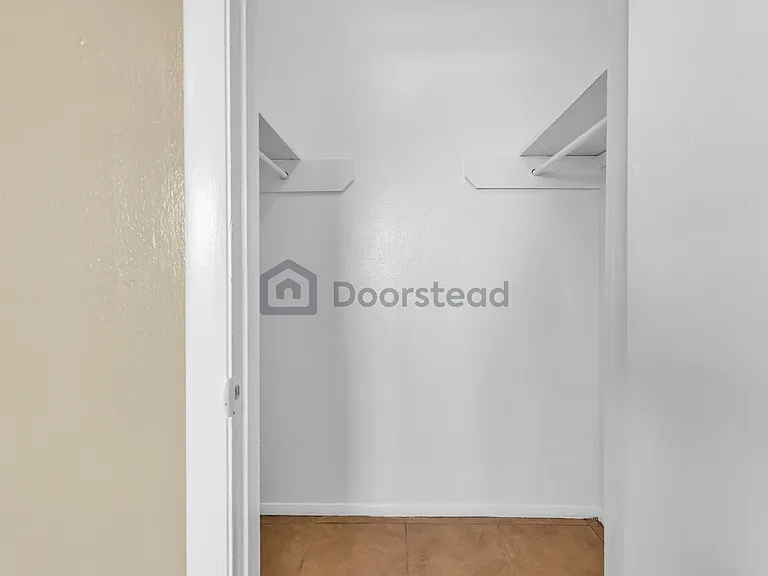 9400 Montrose Ct #31 — Photo 17