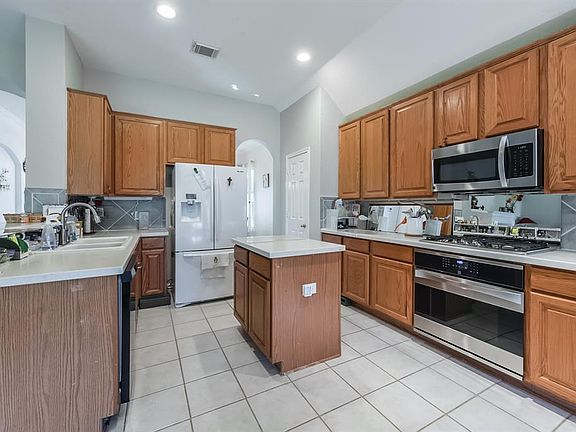 3rd image of 22623 Tullis Trail Ct