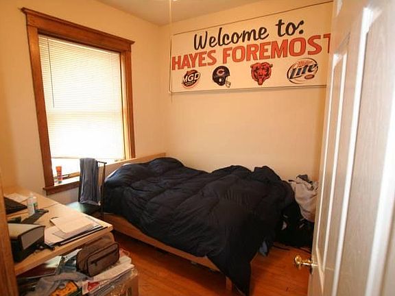 5th image of 3932 N Southport Ave #2F