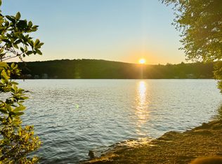 127 Little Alum Rd, Brimfield, MA 01010