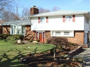 675 Swartz Rd, Akron, OH 44319