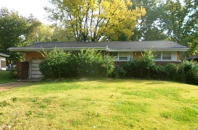 1st image of 9840 Lawnview Dr