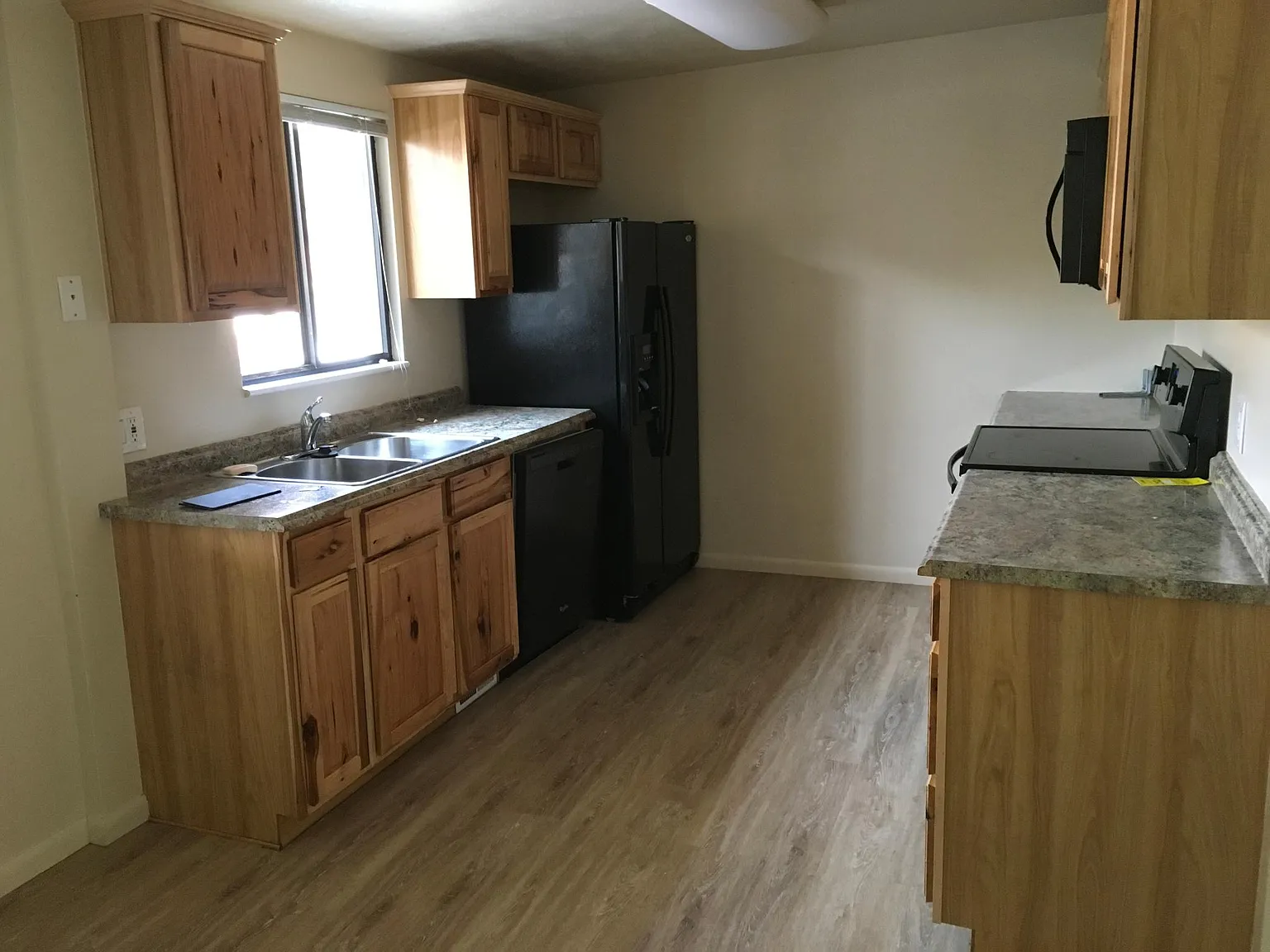 3784 S 700 E — Photo 2