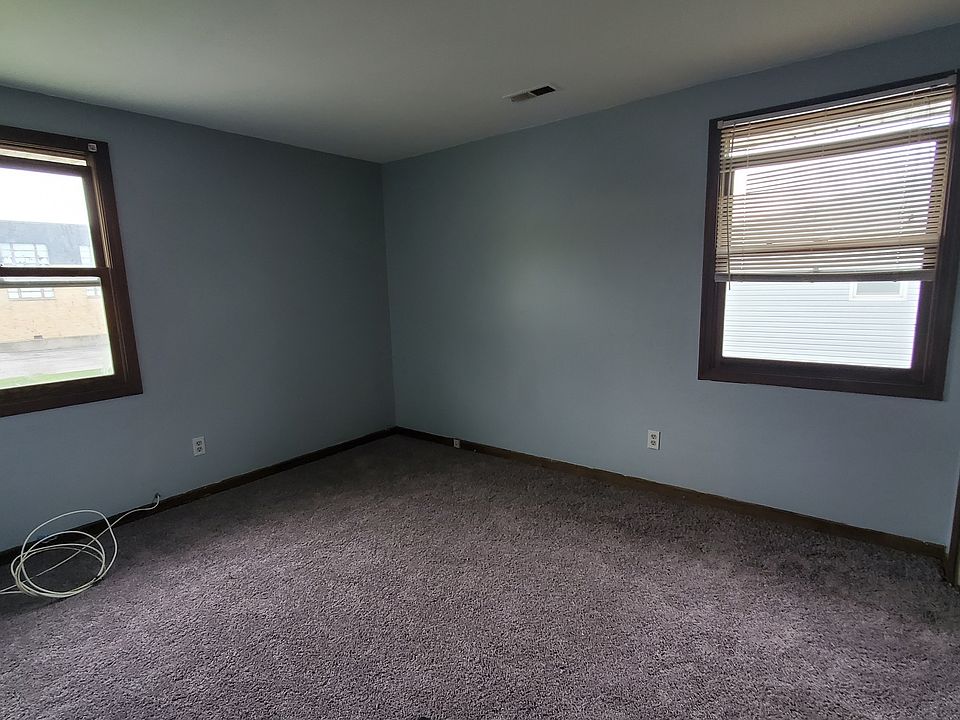 2nd image of 1349 Pierce Ave APT 1