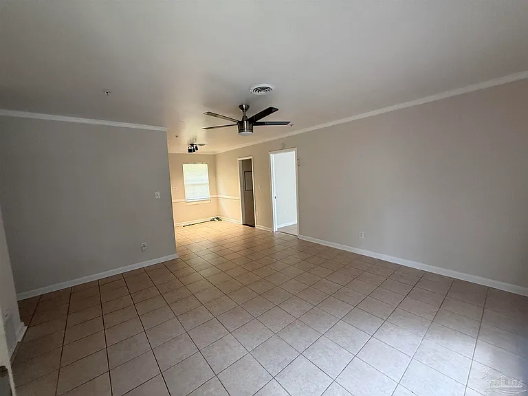 6550 Allyn Way — Photo 14