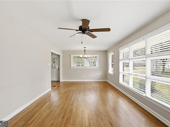 3rd image of 305 Brookwood Dr SW