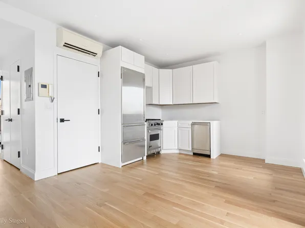 56 Spring Street image 1 of 13