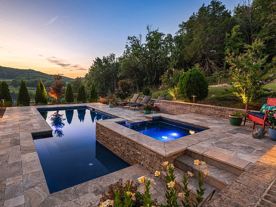 1st image of 7056 Big Oak Ln
