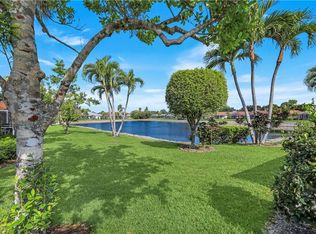 15040 Sterling Oaks DR, NAPLES, FL 34110