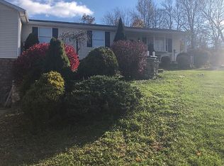 1082 Banetown Rd, Washington, PA 15301