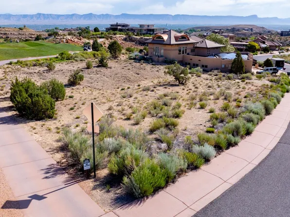 2328 Meridian Ct, Grand Junction, CO 81507