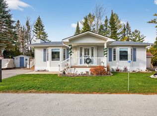 24 Topaz St, Wasaga Beach, ON L9Z 1X7