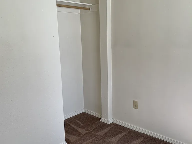 4203 S 3rd St — Photo 12