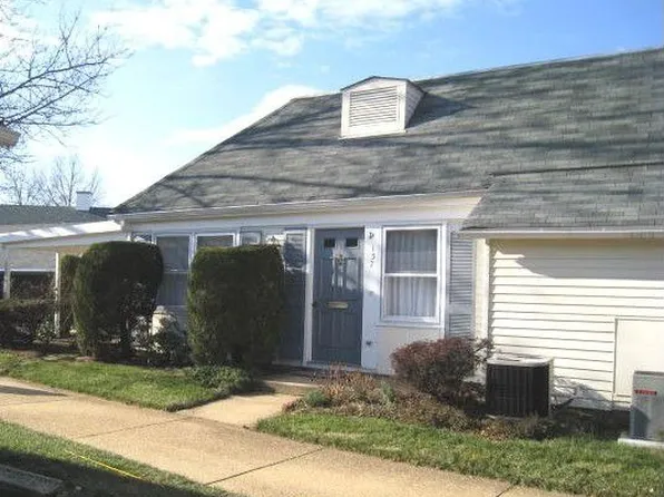 157D Pelham Ln, Monroe Township, NJ 08831