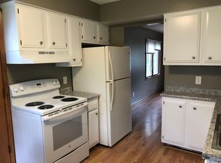 1626 NW 81st St, Clive, IA 50325