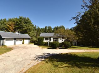 890 Elm St, Newport, ME 04953