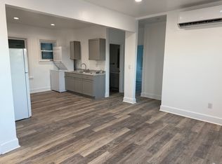 104 Magee Ave APT 2, Jeannette, PA 15644