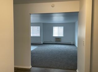 800 Woodhills Dr #816, Goshen, NY 10924