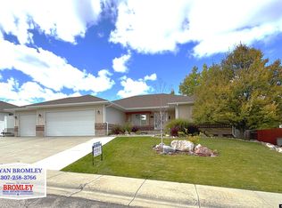 5102 Vista Way, Casper, WY 82601
