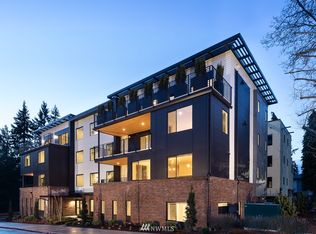 15528 NE 15th Pl #400, Bellevue, WA
